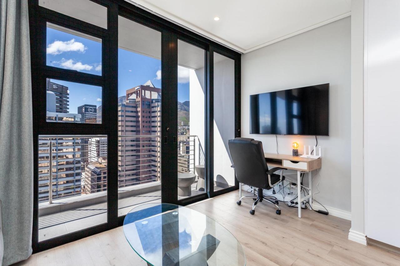 Luxurious 16 On Bree Studio Apartment - Harbour Views Cape Town Exterior photo